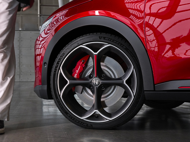 Alfa Romeo Junior - Junior Elettrica 2024 Technologie - Remmen