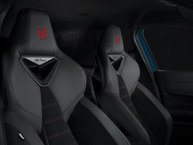 Alfa Romeo Junior - Junior Ibrida 2024 Interieur - Corsa Stoelen